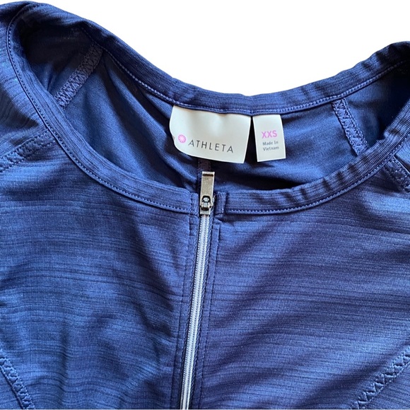 Athleta Pacifica Navy Blue Zip Front Sleeveless Spandex Athletic Workout Top - Picture 7 of 9